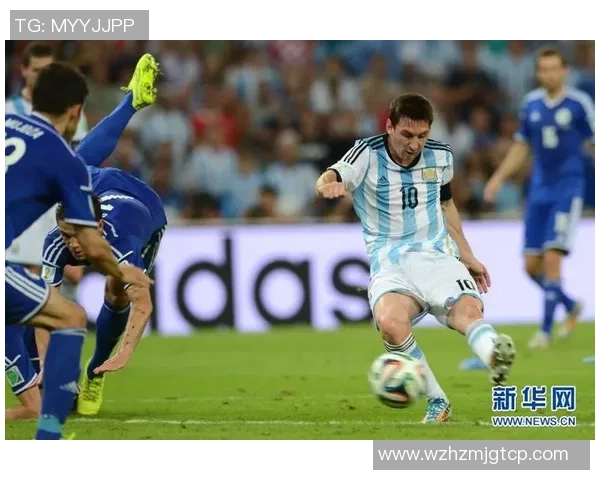 足球明星进球瞬间回顾精彩时刻与经典瞬间的完美结合 足球明星进球瞬间回顾精彩时刻与经典瞬间的完美结合