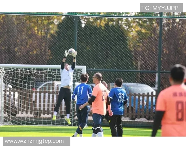 足球队与足球明星的实力对比谁更胜一筹探讨足球的魅力与团队精神